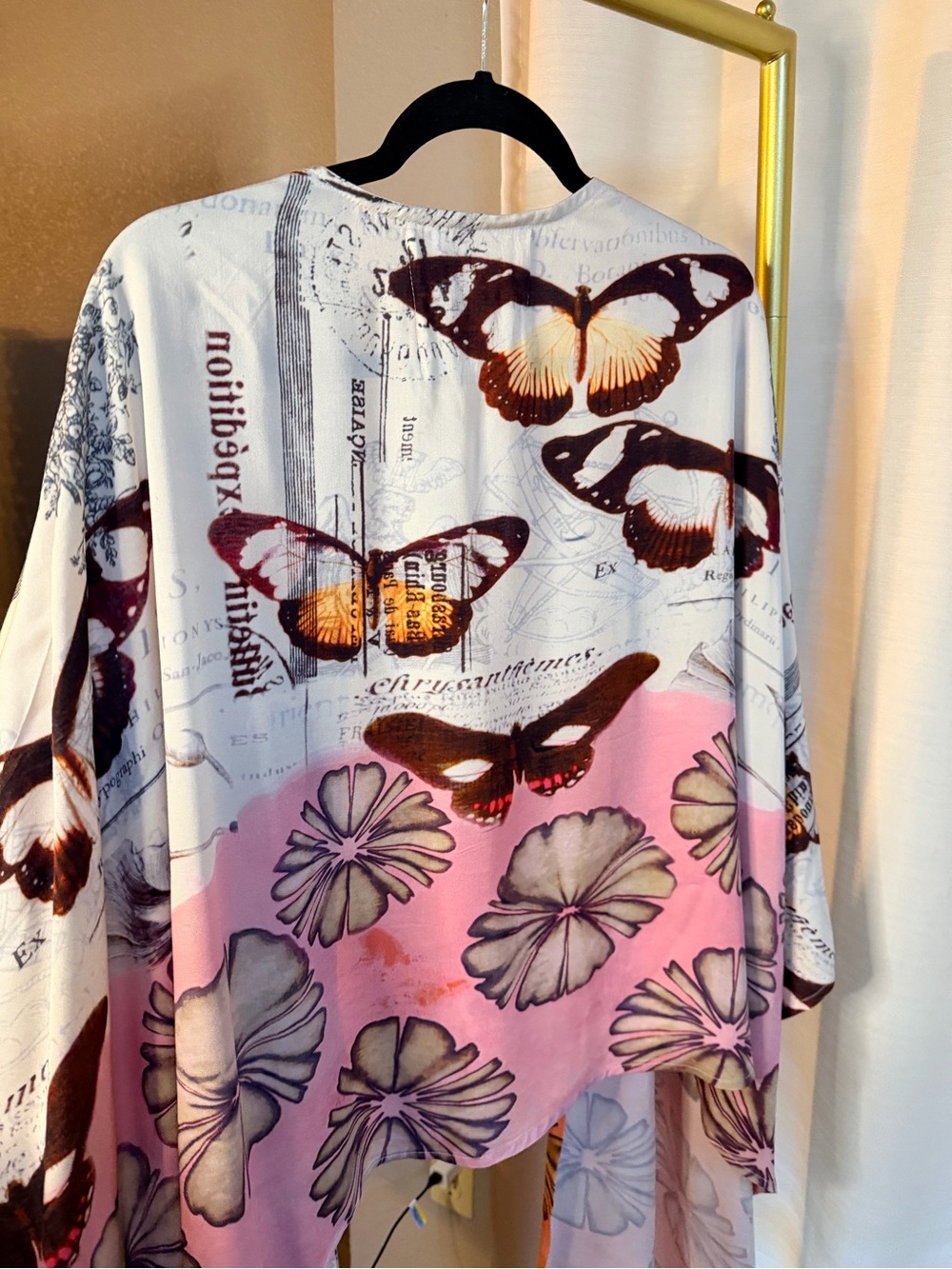 A Rare Bird Butterly Kimono - Picture 6 of 7